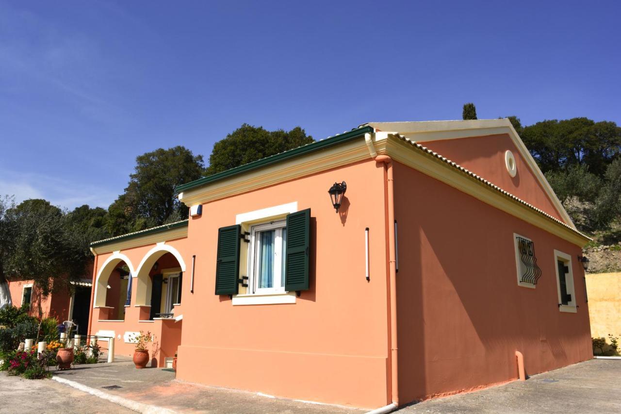 Villa Skafonas Sinarádes Exteriör bild