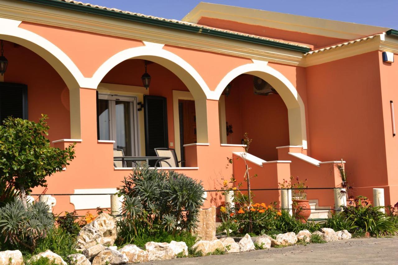 Villa Skafonas Sinarádes Exteriör bild