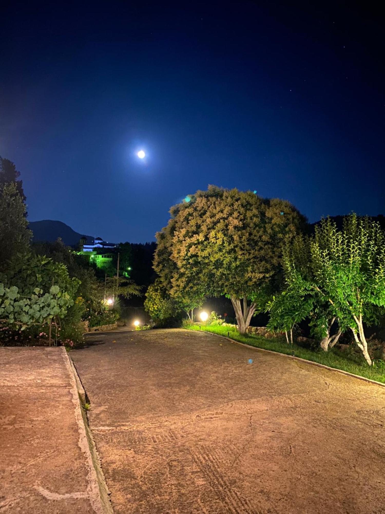 Villa Skafonas Sinarádes Exteriör bild